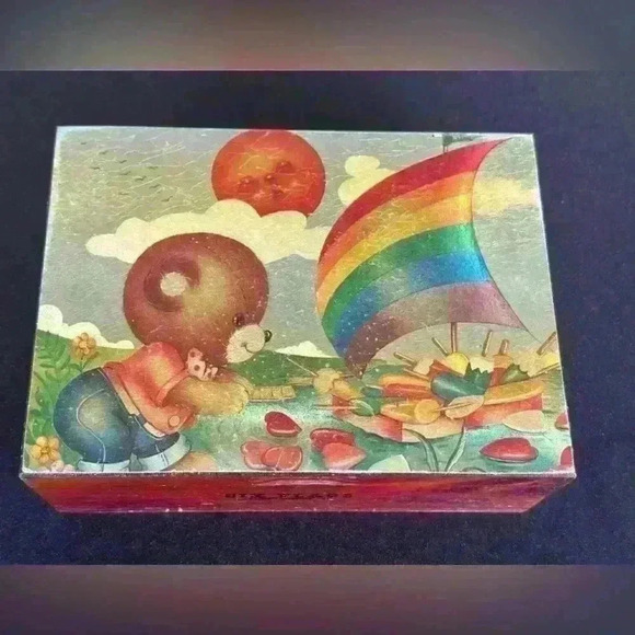 Vintage trinket box. Six Flags over Georgia. Iridescent colors. Rainbow colors - Picture 3 of 6